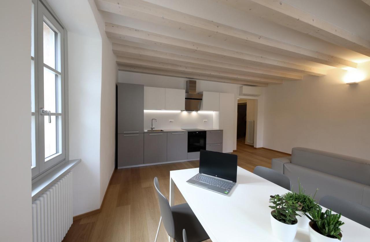 Apartamento Palazzo Riccamboni Riva del Garda Exterior foto
