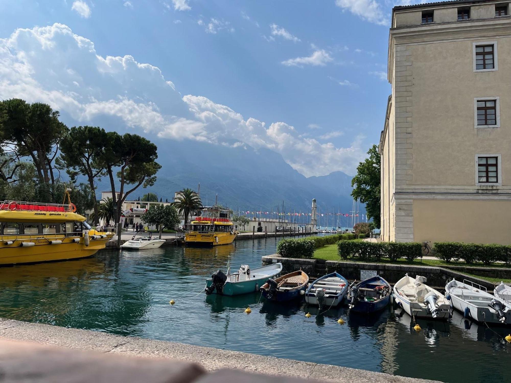 Apartamento Palazzo Riccamboni Riva del Garda Exterior foto