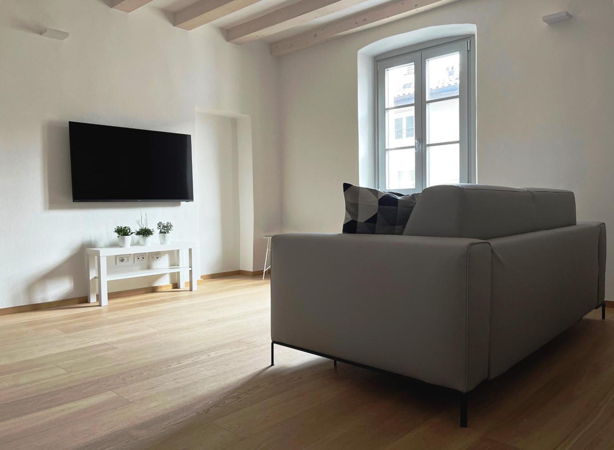 Apartamento Palazzo Riccamboni Riva del Garda Exterior foto